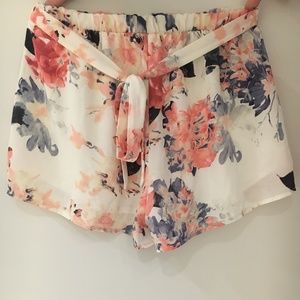 High-Waisted Floral Printed Shorts